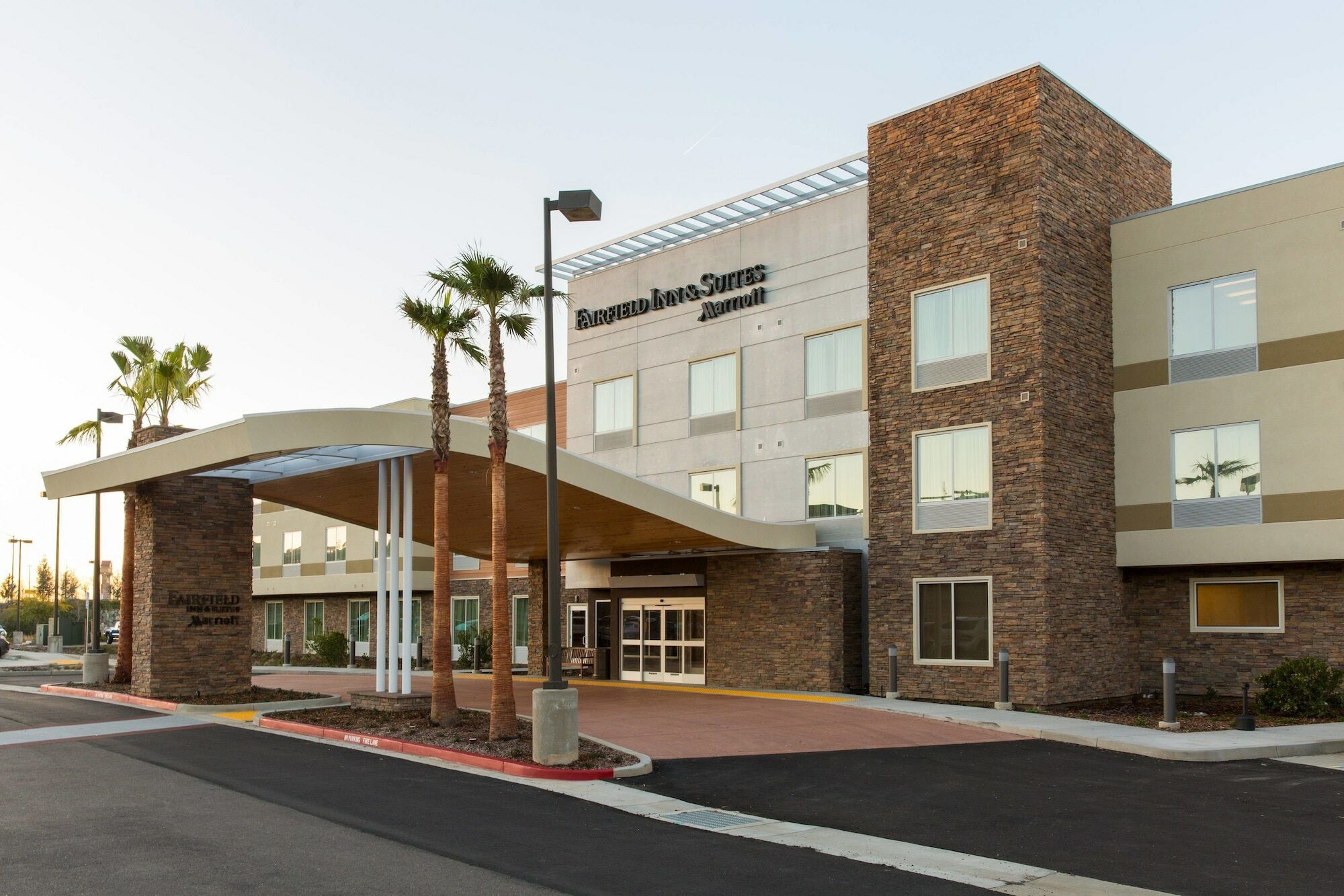 Fairfield Inn & Suites By Marriott Sacramento Folsom Exterior photo